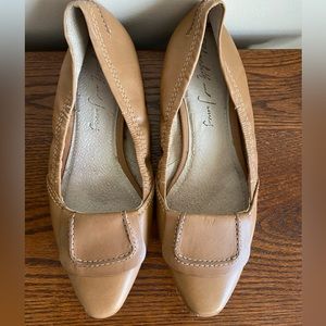 Elizabeth and James Flats